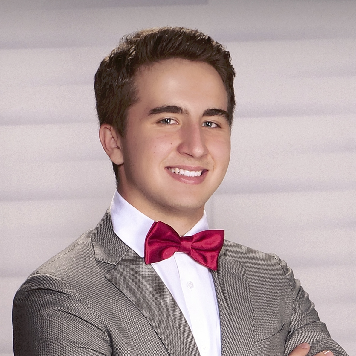 Headshot of Nathan Vlasin