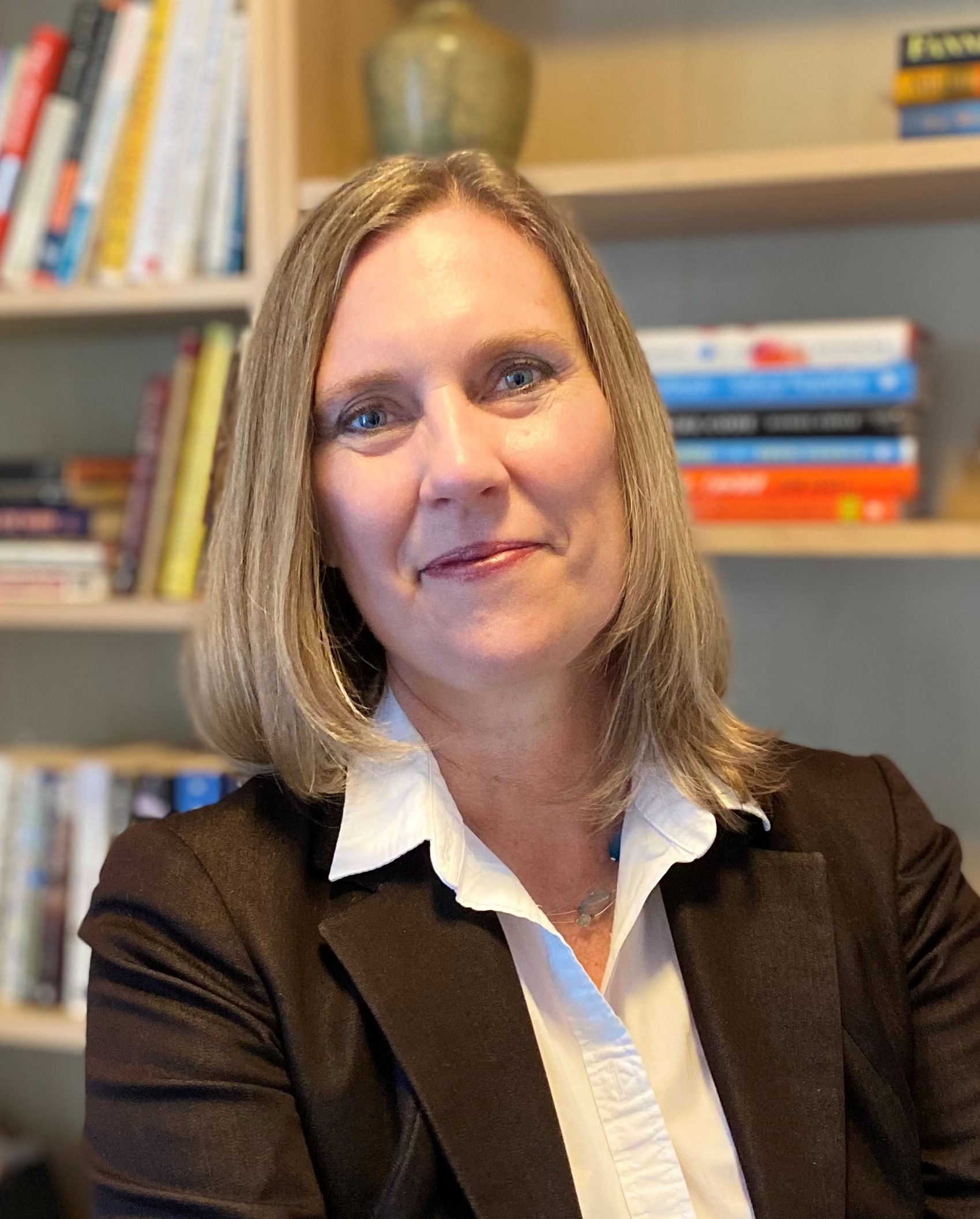Photo of Dena Paris