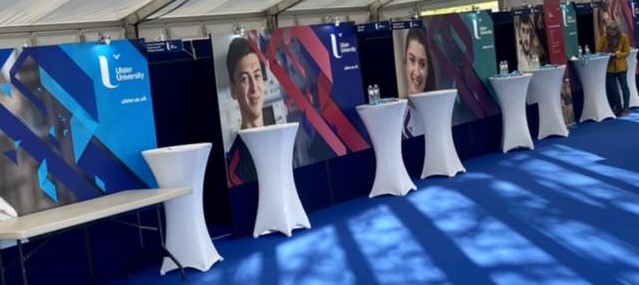 3x2 stand with graphic