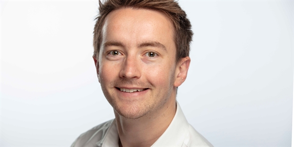 portrait of Stuart Hoddinott