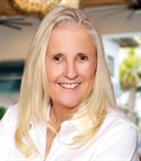 Image Profile of Yvonne Summerfield